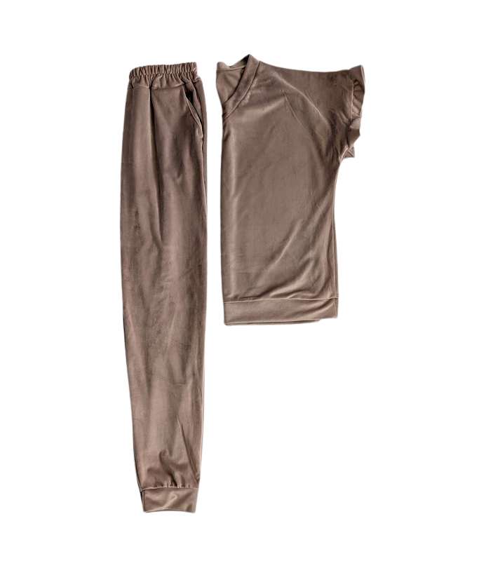 komplet dresowy damski welurowy z falbanką na rękawie elegancki