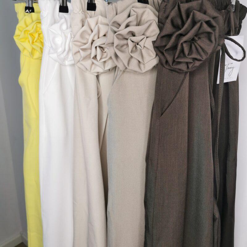 Spodnie damskie z kokardą - beż – szeroka nogawka, włoska produkcja