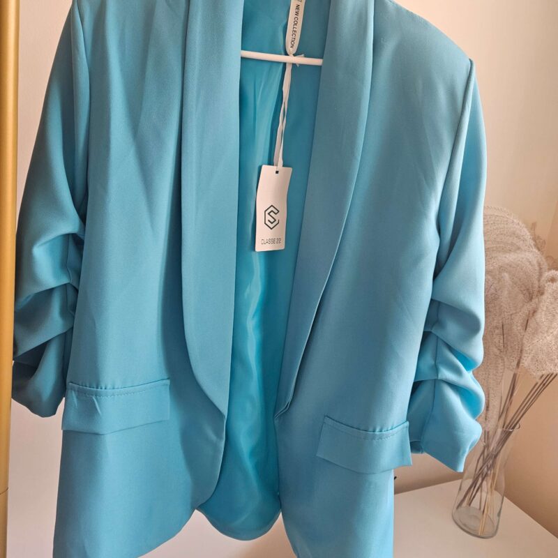 Marynarka oversize damska z marszczeniem w kolorze morskim